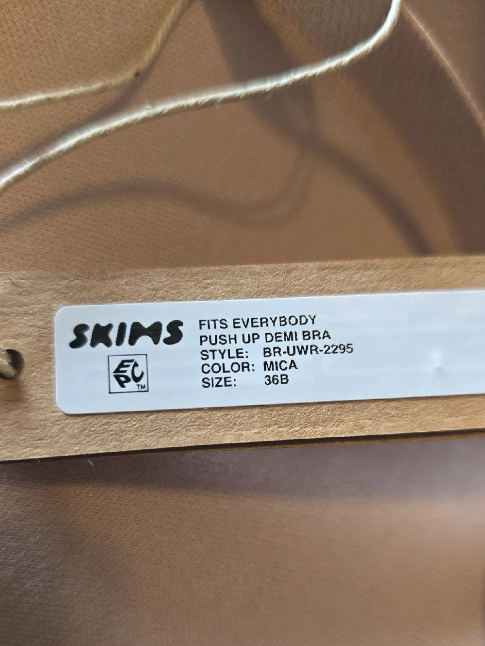 SKIMS Kim Kardashian Women's 36B Fit Everybody Push Up Demi Bra New w/ Tags! - Picture 3 of 4